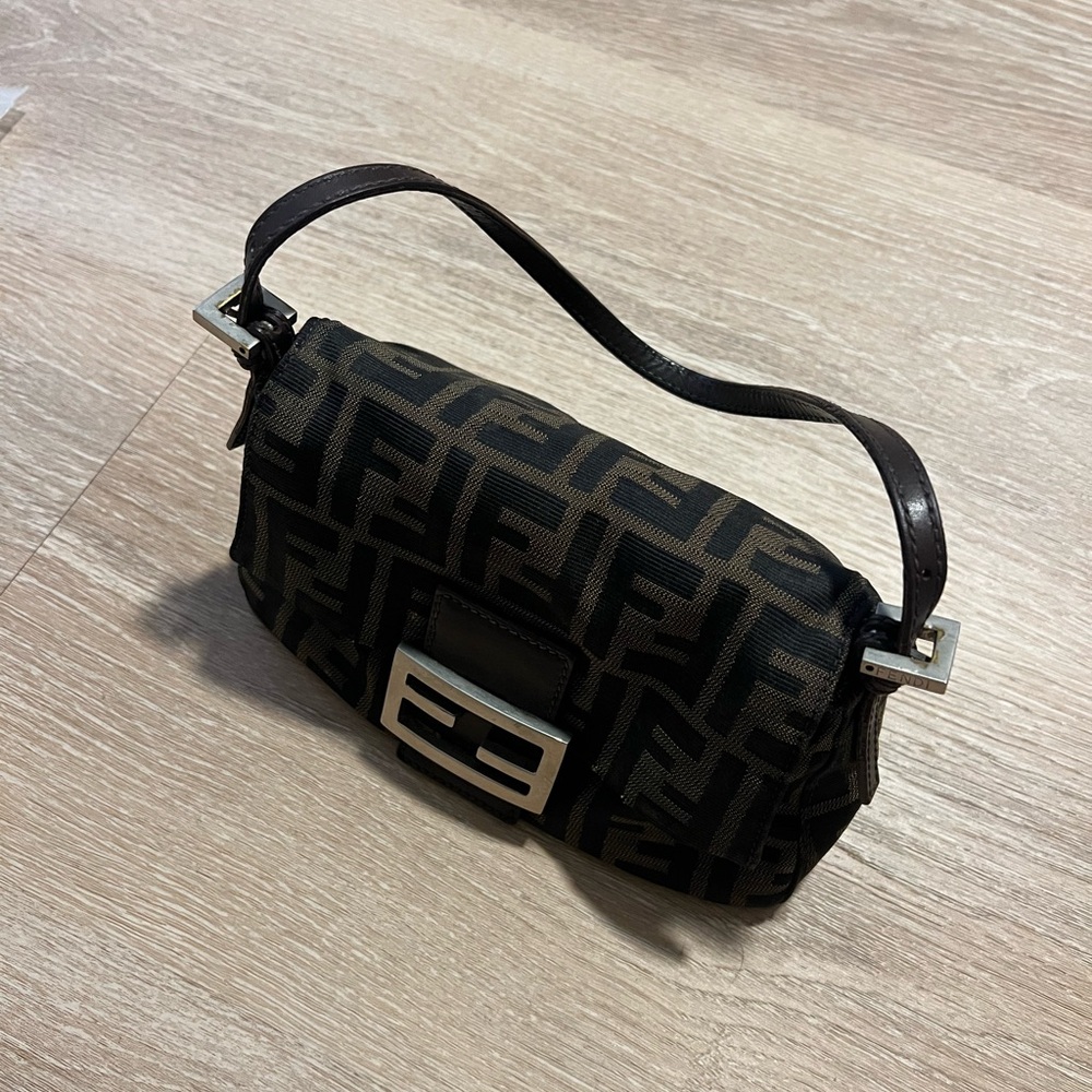 RARE Vintage Fendi Mini Mama Baguette in Brown and Black Logo Monogram Bag - Picture 7 of 13